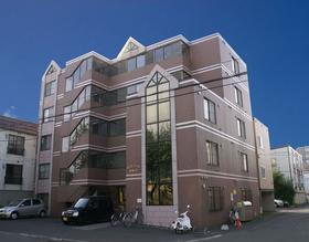 北海道札幌市豊平区平岸四条１１ 5階建 築31年7ヶ月