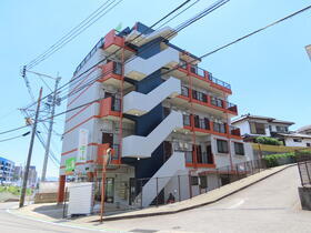 クレール岩屋