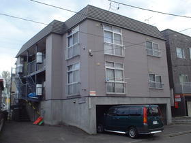 北海道札幌市白石区中央二条７ 2階建 築48年5ヶ月