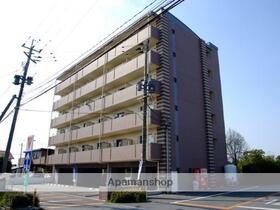 クイーンズタワーソレイユ 6階建