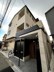 京都府京都市中京区西ノ京馬代町 3階建 