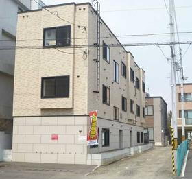 北海道札幌市中央区南六条西２２ 3階建 築17年1ヶ月