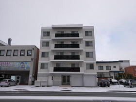 北海道札幌市東区北十三条東８ 5階建 築4年6ヶ月