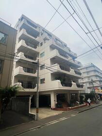 マンション立町 8階建