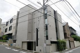 東京都目黒区平町１ 地上4階地下1階建 築6年9ヶ月