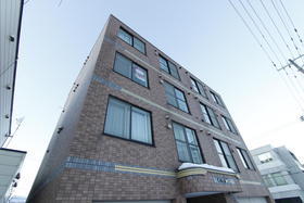 北海道札幌市手稲区前田二条１１ 4階建 築22年3ヶ月