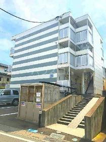 埼玉県富士見市関沢３ 3階建 築13年3ヶ月