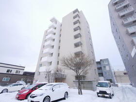 北海道札幌市中央区北十三条西１６ 9階建 築21年6ヶ月