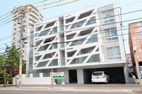 北海道札幌市中央区宮の森二条６ 4階建 築8年4ヶ月