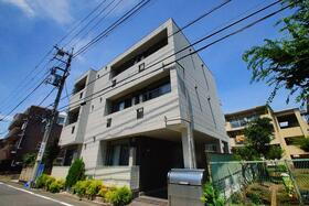 東京都練馬区春日町４ 3階建 築4年9ヶ月