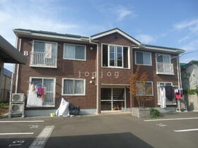 フラワータウン栄町Ｂ 2階建