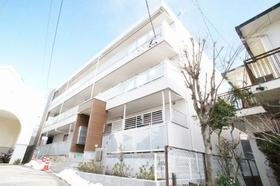 神奈川県海老名市国分北１ 3階建 築6年5ヶ月