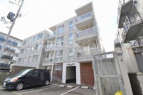 北海道札幌市豊平区中の島一条２ 4階建 築18年6ヶ月