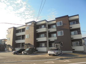 北海道千歳市住吉５ 3階建 築8年4ヶ月