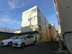 北海道札幌市北区北三十二条西５ 4階建 築33年9ヶ月