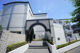 神奈川県川崎市宮前区小台２ 地上3階地下1階建 築33年6ヶ月