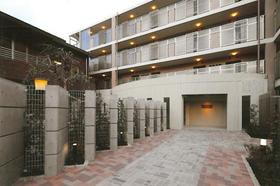 東京都杉並区天沼３ 賃貸マンション