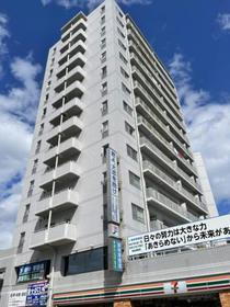 広島県広島市中区西白島町 14階建 築32年1ヶ月