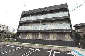 愛知県岡崎市柱２ 3階建 築2年10ヶ月