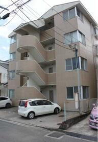 神奈川県小田原市久野 賃貸マンション
