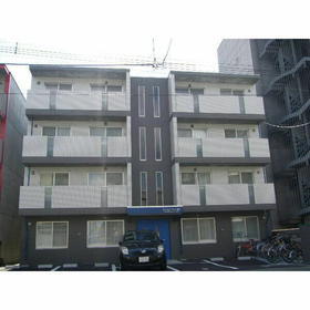 北海道札幌市白石区菊水四条２ 4階建 築17年4ヶ月