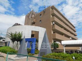 兵庫県川西市南花屋敷４ 地上5階地下1階建 築30年4ヶ月