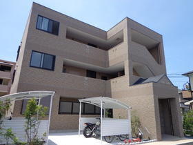 静岡県浜松市中央区領家３ 3階建 築11年3ヶ月