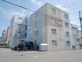 北海道札幌市豊平区平岸四条１１ 4階建 築10年2ヶ月