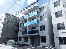 ウイングフィールド