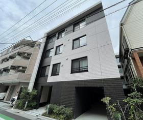 東京都目黒区五本木２ 4階建 築1年4ヶ月
