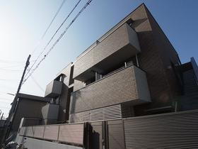 兵庫県神戸市須磨区須磨浦通５ 3階建 築10年8ヶ月