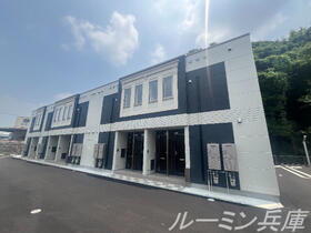アヴェルラプラス 2階建