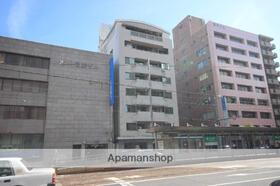 広島県広島市中区十日市町１ 8階建