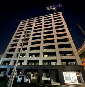 愛知県名古屋市西区新道２ 13階建