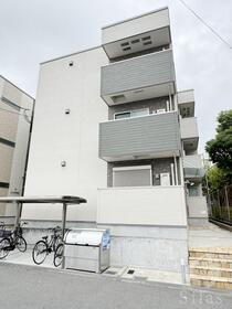 大阪府大阪市東淀川区西淡路３ 3階建 築5年2ヶ月