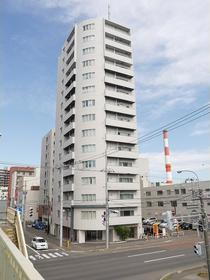 北海道札幌市東区北八条東１ 15階建 築15年3ヶ月