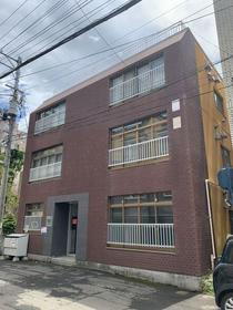 北海道札幌市中央区南七条西１０ 3階建 築46年10ヶ月