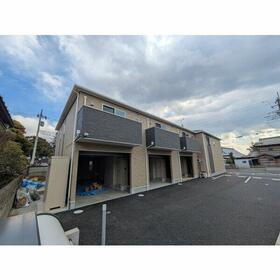 Ｃｏｕｒｔ　Ｇａｒｄｅｎ　Ｉｓｈｉｈａｔａ