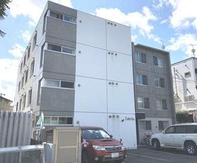 北海道札幌市中央区南十八条西７ 4階建 築12年1ヶ月