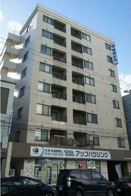 北海道札幌市中央区南六条西７ 8階建 築34年7ヶ月