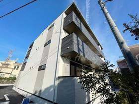 神奈川県藤沢市鵠沼海岸５ 3階建 築1年7ヶ月