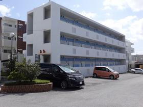 沖縄県宜野湾市字大謝名 3階建 築17年7ヶ月
