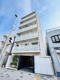 兵庫県西宮市神楽町 地上7階地下1階建 築12年10ヶ月