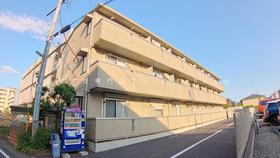 埼玉県三郷市中央１ 3階建 築15年6ヶ月
