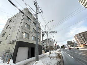 北海道札幌市東区本町二条１ 5階建 築9年5ヶ月