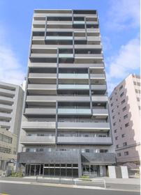 レフィールオーブ町屋駅前