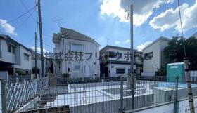 東京都三鷹市井の頭２ 2階建