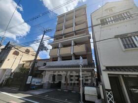 京都府京都市中京区西大黒町 7階建