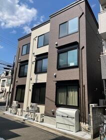 東京都大田区大森中２ 3階建 築4年