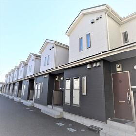 埼玉県さいたま市中央区円阿弥５ 築13年7ヶ月 2階建